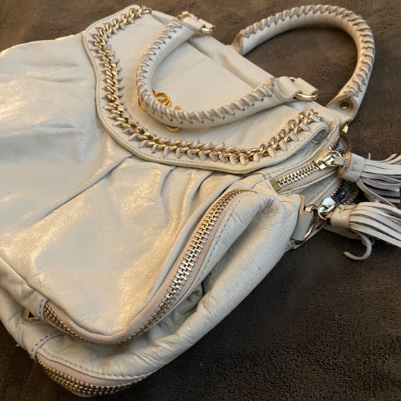 Betsey Johnson Cream Tassle Chain Purse - Picture 10 of 12